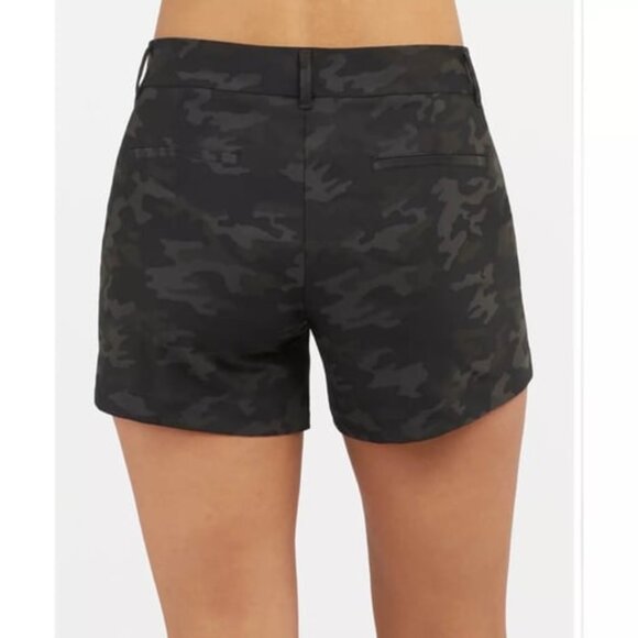 NEW SPANX 6" SUNSHINE Pull On 4-Way Stretch SHORTS UPF 50 Black Camo - Picture 7 of 14